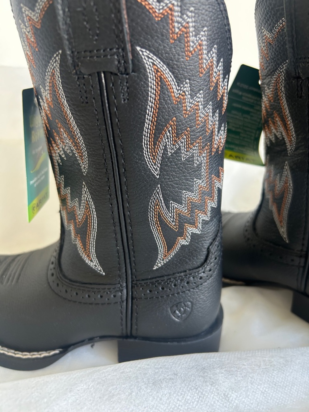 Ariat Youth  Black Western Leather Cowboy Boots with Western Stitching - Picture 4 of 7